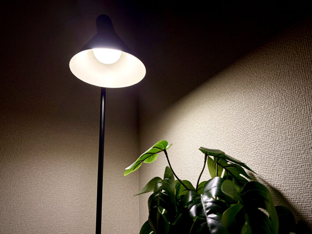 SwitchBotスマート電球の設置写真